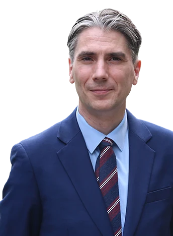 Portrait de Jérôme Pinot, directeur du Lycée International Xavier.